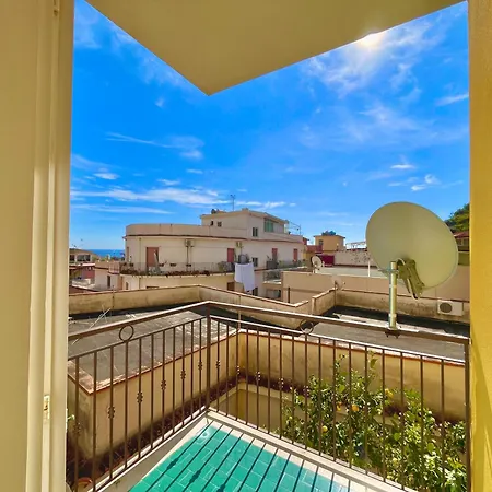 La Casa Di Giardini Naxos