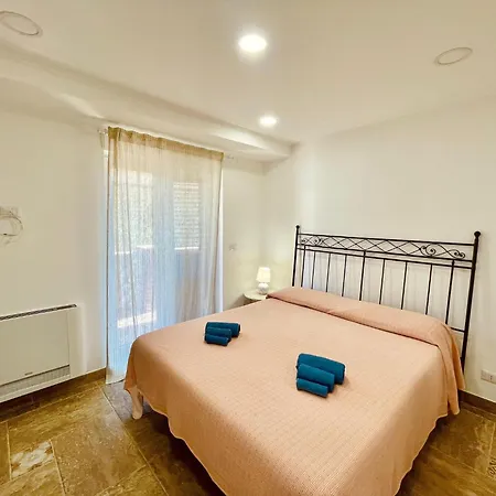 La Casa Di Apartment Giardini Naxos