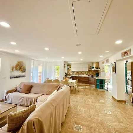 Apartment La Casa Di
